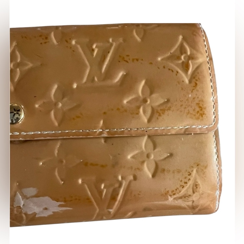 Authentic Louis Vuitton Monogram Vernis Sarah Wallet - Picture 3 of 11